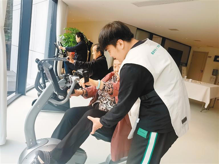 社區(qū)有了智慧養(yǎng)老服務(wù)站老年人養(yǎng)老變“享老”