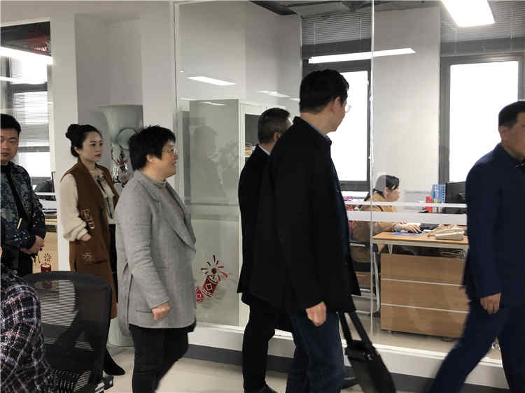 南通開發(fā)區(qū)電信局領導蒞臨我公司參觀考察